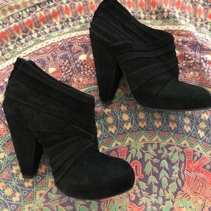 🛑NOT SALE🛑 beautiful black booties size 8